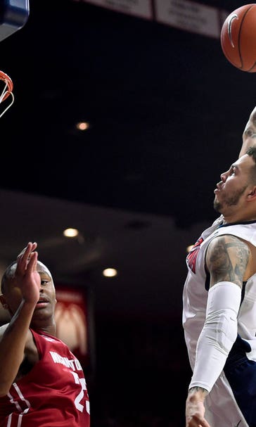 Arizona rolls past Cougars for 49th win in a row at McKale